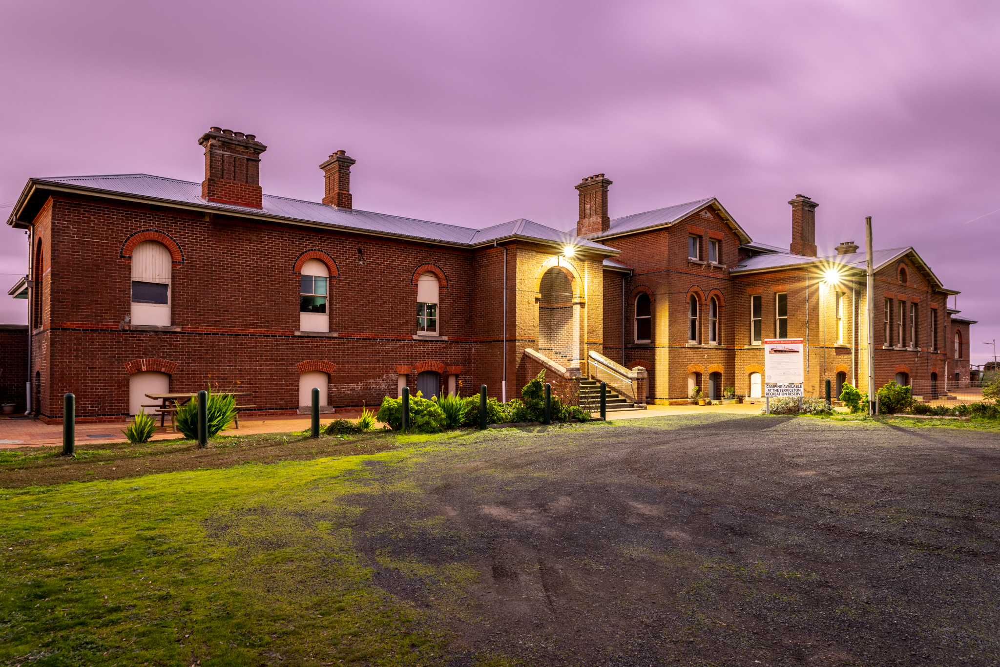 Serviceton Railway Station