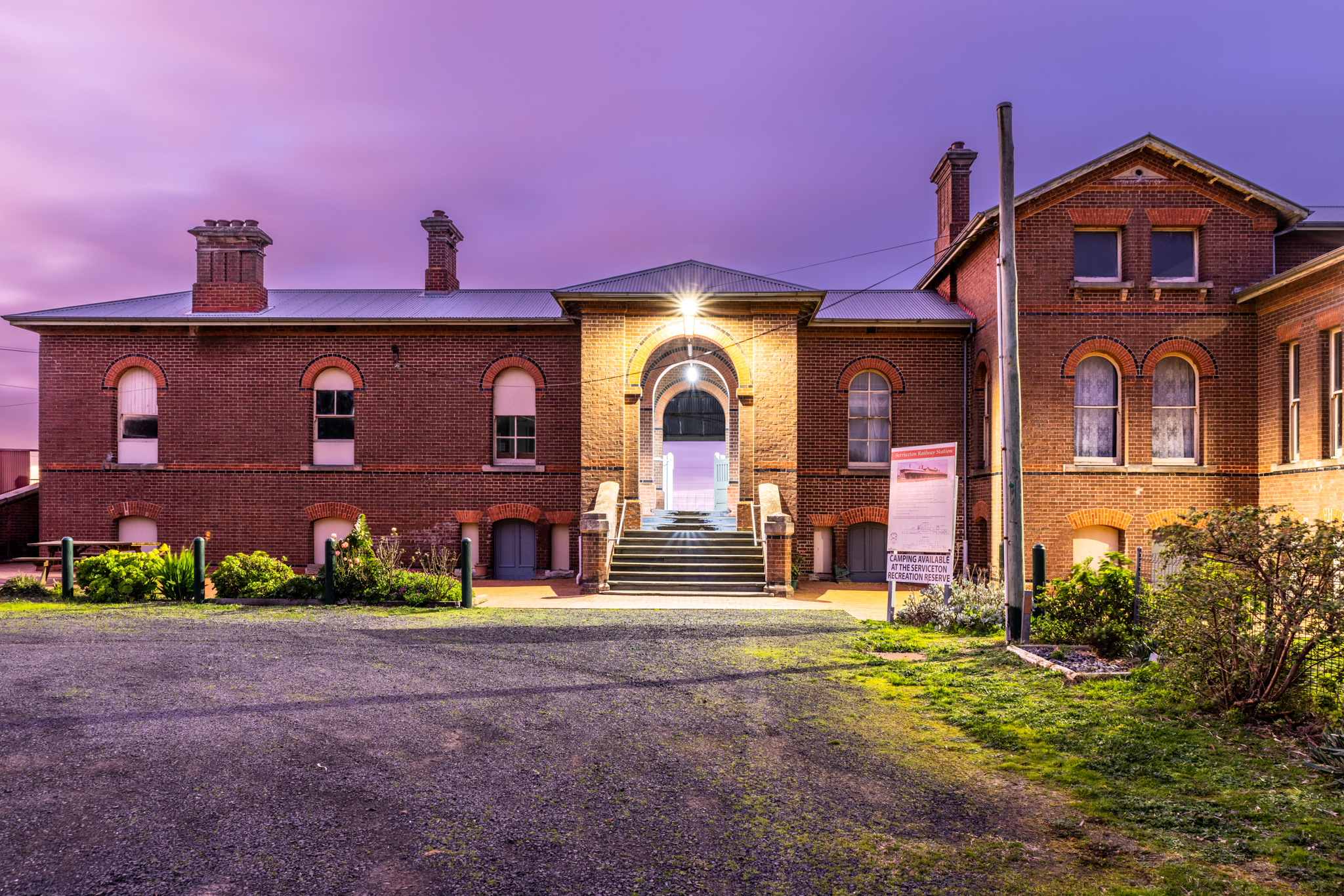 Serviceton Railway Station